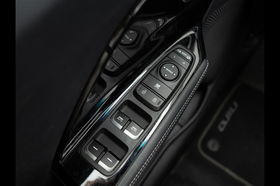 Kia e-Niro DynamicPlusLine 64 kWh SOH 98 % |Stoel en stuurverwarming | Schuif/-kanteldak | Achteruitrijcamera | Navigatie | Carplay | PDC voor & achter | Achteruitrijcamera