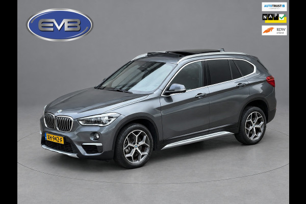 BMW X1 SDrive20i Automaat Orange Edition II, panoramadak, trekhaak, leder sportinterieur, vele opties, Origineel NL auto met nap