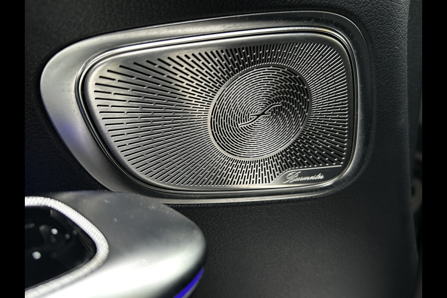Mercedes-Benz GLC 400 AMG // Luchtvering // Multi Contour Stoelen // Achteras Besturing // Panoramadak // Burmester // Stoelventilatie // Headup /