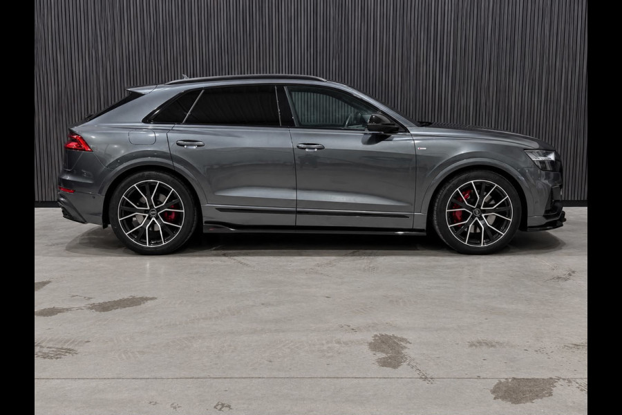 Audi Q8 55 TFSIe Quattro S Line / RS Stoelen / Pano / B&O / Massage / Ventilatie