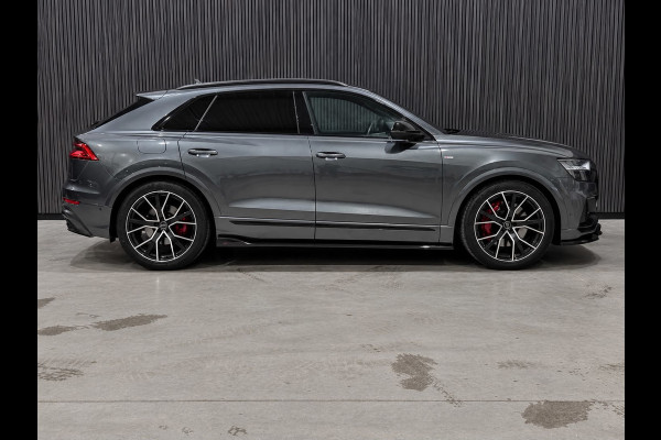 Audi Q8 55 TFSIe Quattro S Line / RS Stoelen / Pano / B&O / Massage / Ventilatie