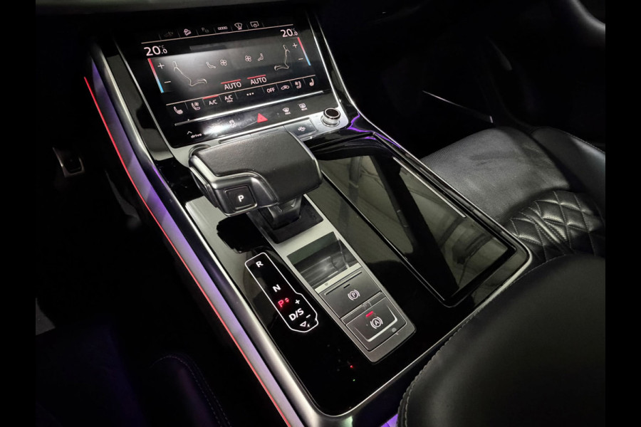 Audi Q8 55 TFSIe Quattro S Line / RS Stoelen / Pano / B&O / Massage / Ventilatie