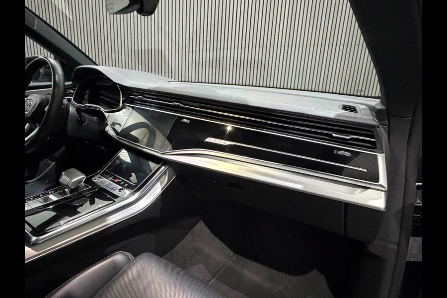 Audi Q8 55 TFSIe Quattro S Line / RS Stoelen / Pano / B&O / Massage / Ventilatie
