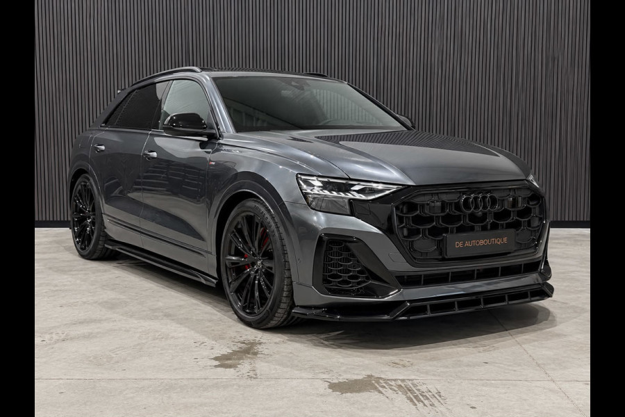 Audi Q8 60 TFSIe Quattro S Competition / 4WD Besturing / Pano / RS Zetel / Softclose / Alcantara hemel / Trekhaak /