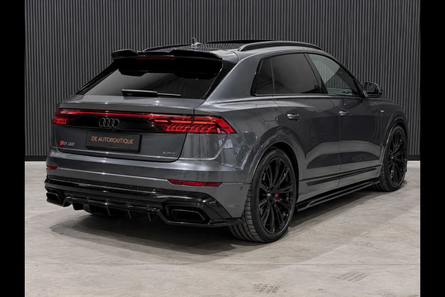 Audi Q8 60 TFSIe Quattro S Competition / 4WD Besturing / Pano / RS Zetel / Softclose / Alcantara hemel / Trekhaak /