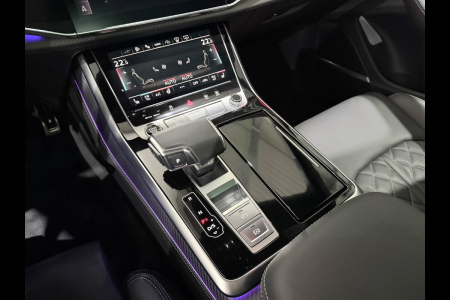Audi Q8 60 TFSIe Quattro S Competition / 4WD Besturing / Pano / RS Zetel / Softclose / Alcantara hemel / Trekhaak /