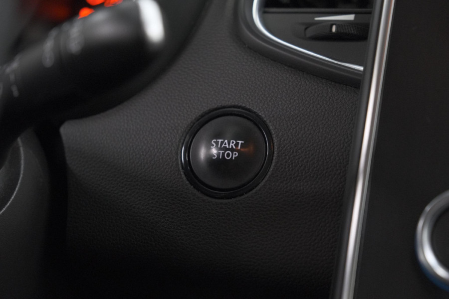 Renault Grand Scénic 1.3 Intens TCe 140 EDC | 7 Zitplaatsen | Apple Carplay | Camera | Parkeersensoren voor + achter