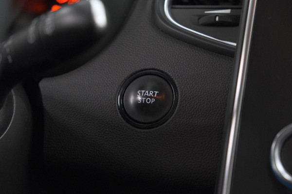 Renault Grand Scénic 1.3 Intens TCe 140 EDC | 7 Zitplaatsen | Apple Carplay | Camera | Parkeersensoren voor + achter