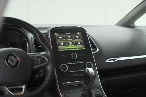 Renault Grand Scénic 1.3 Intens TCe 140 EDC | 7 Zitplaatsen | Apple Carplay | Camera | Parkeersensoren voor + achter