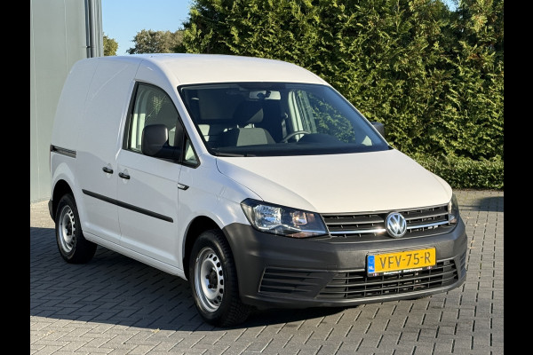 Volkswagen Caddy 2.0 TDI / L1H1 / TREKHAAK / AIRCO / CRUISE / NAVI / CARPLAY / DAB+ / ORIG. NL
