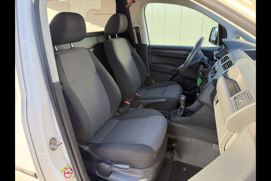 Volkswagen Caddy 2.0 TDI / L1H1 / TREKHAAK / AIRCO / CRUISE / NAVI / CARPLAY / DAB+ / ORIG. NL