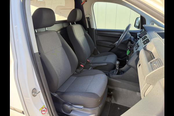 Volkswagen Caddy 2.0 TDI / L1H1 / TREKHAAK / AIRCO / CRUISE / NAVI / CARPLAY / DAB+ / ORIG. NL