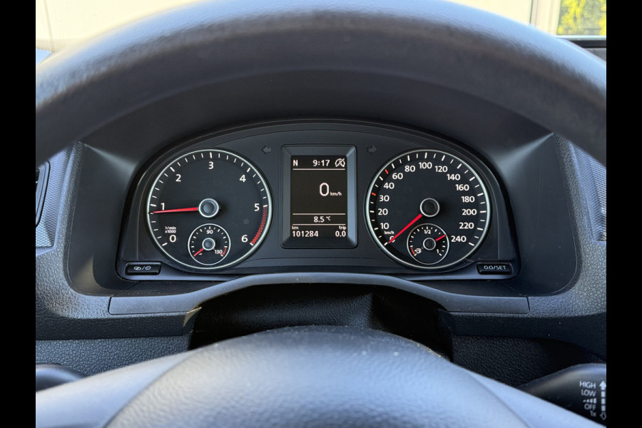 Volkswagen Caddy 2.0 TDI / L1H1 / TREKHAAK / AIRCO / CRUISE / NAVI / CARPLAY / DAB+ / ORIG. NL