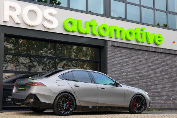 BMW 5 Serie 550e xDrive | BTW! | FULL OPTION! | PANO | B&W | M-SPORT PRO | CARBON | STOELVENTILATIE |