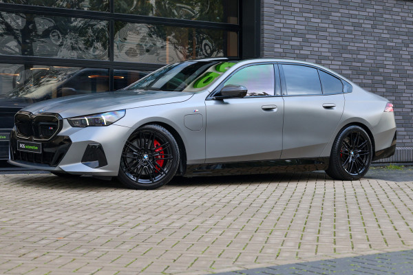 BMW 5 Serie 550e xDrive | BTW! | FULL OPTION! | PANO | B&W | M-SPORT PRO | CARBON | STOELVENTILATIE |