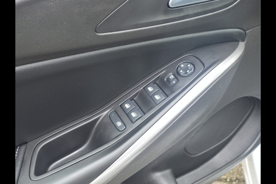 Opel Grandland 1.2 Turbo GS Line | Lederen interieur | Rondom Camera | Matrix