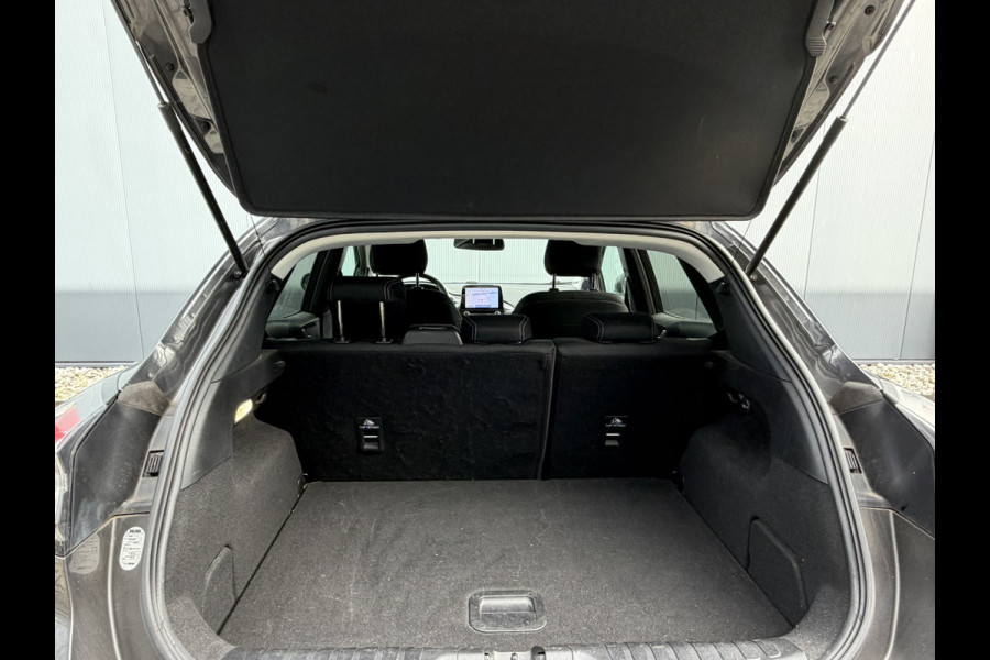 Ford Puma 1.0 EcoBoost Hybrid Titanium | Winterpack | Trekhaak | Navigatie | PDC | Meer foto's volgen