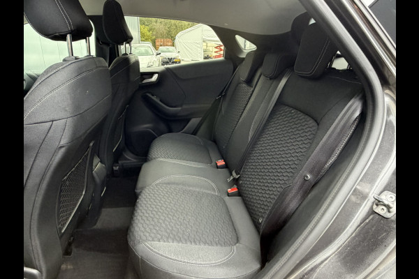 Ford Puma 1.0 EcoBoost Hybrid Titanium | Winterpack | Trekhaak | Navigatie | PDC | Meer foto's volgen