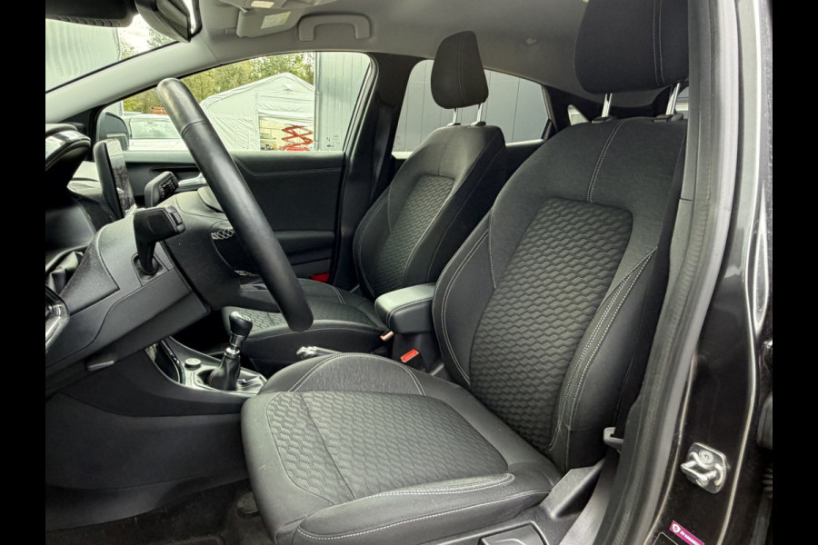 Ford Puma 1.0 EcoBoost Hybrid Titanium | Winterpack | Trekhaak | Navigatie | PDC | Meer foto's volgen