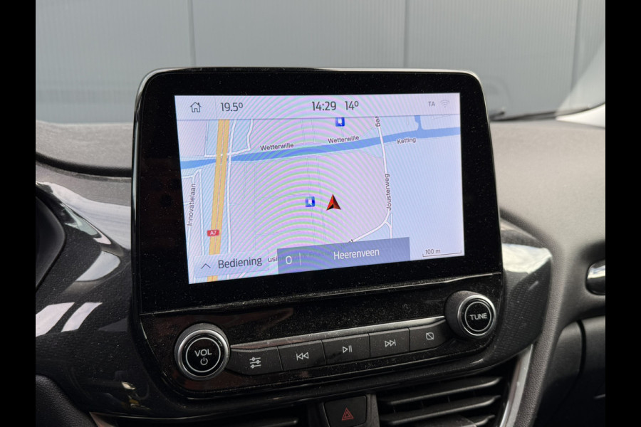 Ford Puma 1.0 EcoBoost Hybrid Titanium | Winterpack | Trekhaak | Navigatie | PDC | Meer foto's volgen