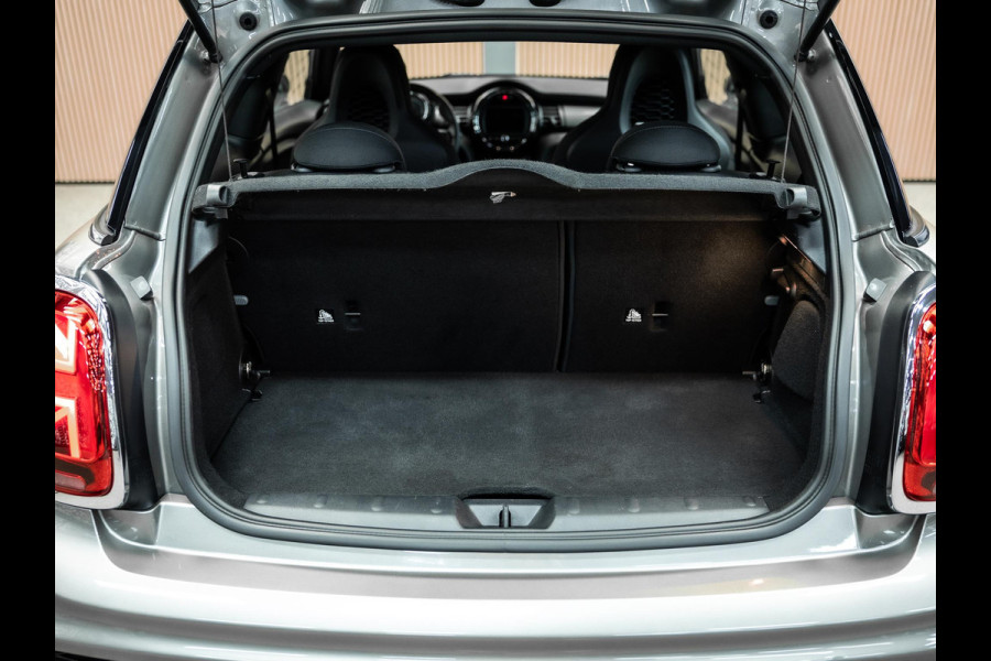 MINI 3-deurs 1.5 Cooper Mooie Mini met JCW interieur