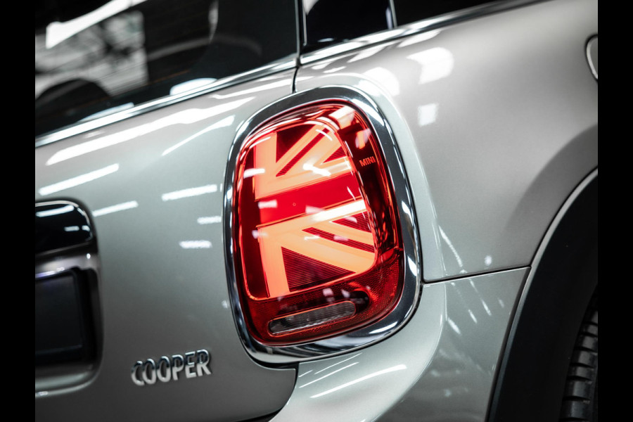 MINI 3-deurs 1.5 Cooper Mooie Mini met JCW interieur