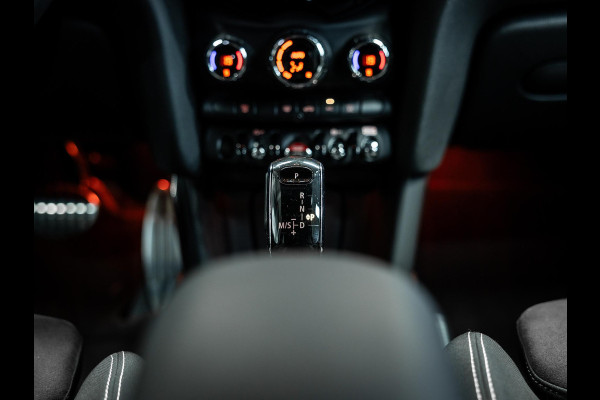 MINI 3-deurs 1.5 Cooper Mooie Mini met JCW interieur