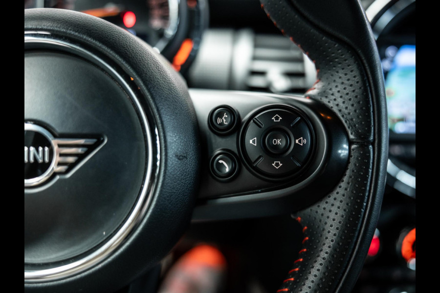 MINI 3-deurs 1.5 Cooper Mooie Mini met JCW interieur