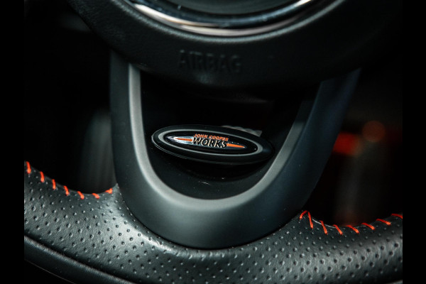 MINI 3-deurs 1.5 Cooper Mooie Mini met JCW interieur