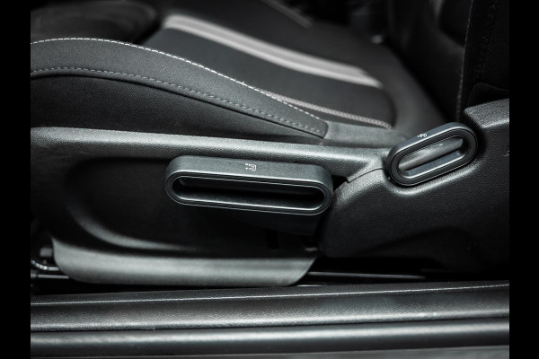 MINI 3-deurs 1.5 Cooper Mooie Mini met JCW interieur