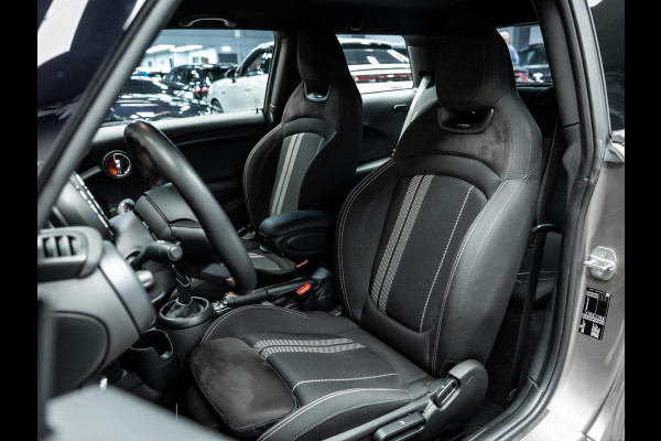 MINI 3-deurs 1.5 Cooper Mooie Mini met JCW interieur