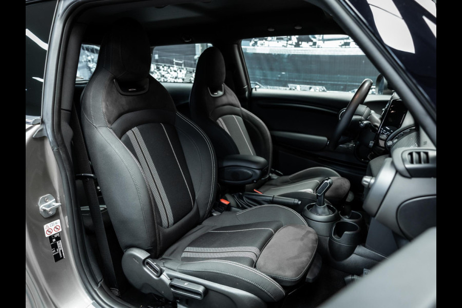 MINI 3-deurs 1.5 Cooper Mooie Mini met JCW interieur