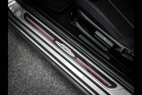 MINI 3-deurs 1.5 Cooper Mooie Mini met JCW interieur