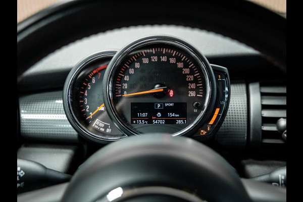 MINI 3-deurs 1.5 Cooper Mooie Mini met JCW interieur
