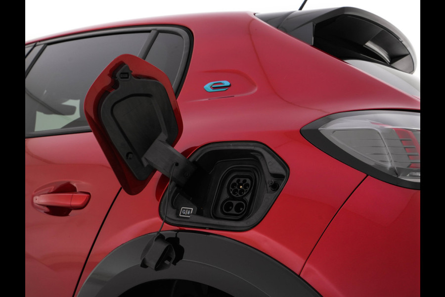Peugeot e-208 EV GT 350 50 kWh [3-Fase-11kW] *HEATPUMP | FULL-LED | DIGI-COCKPIT | BLINDSPOT | CAMERA | LEATHER-ALCANTARA | AMBIENTLIGHT | NAVI-FULLMAP | LANE-ASSIST | KEYLESS | DAB | CCS-FASTLOADER | HEATED-SPORTSEATS | PRIV