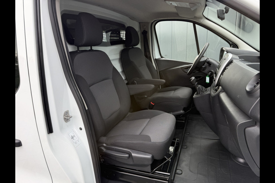 Renault Trafic 2.0 dCi 120 PK / L2H1 / 2x SCHUIFDEUR / INRICHTING / TREKHAAK / 1e EIG. / LED / CRUISE / AIRCO / NAVI