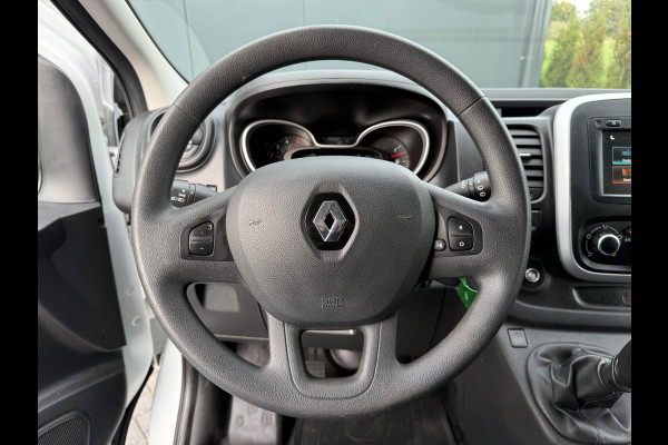 Renault Trafic 2.0 dCi 120 PK / L2H1 / 2x SCHUIFDEUR / INRICHTING / TREKHAAK / 1e EIG. / LED / CRUISE / AIRCO / NAVI