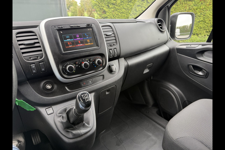 Renault Trafic 2.0 dCi 120 PK / L2H1 / 2x SCHUIFDEUR / INRICHTING / TREKHAAK / 1e EIG. / LED / CRUISE / AIRCO / NAVI