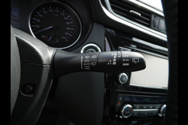 Nissan QASHQAI 1.2 DIG-T 115pk N-Connecta | Panoramadak | 18"inch | Camera |