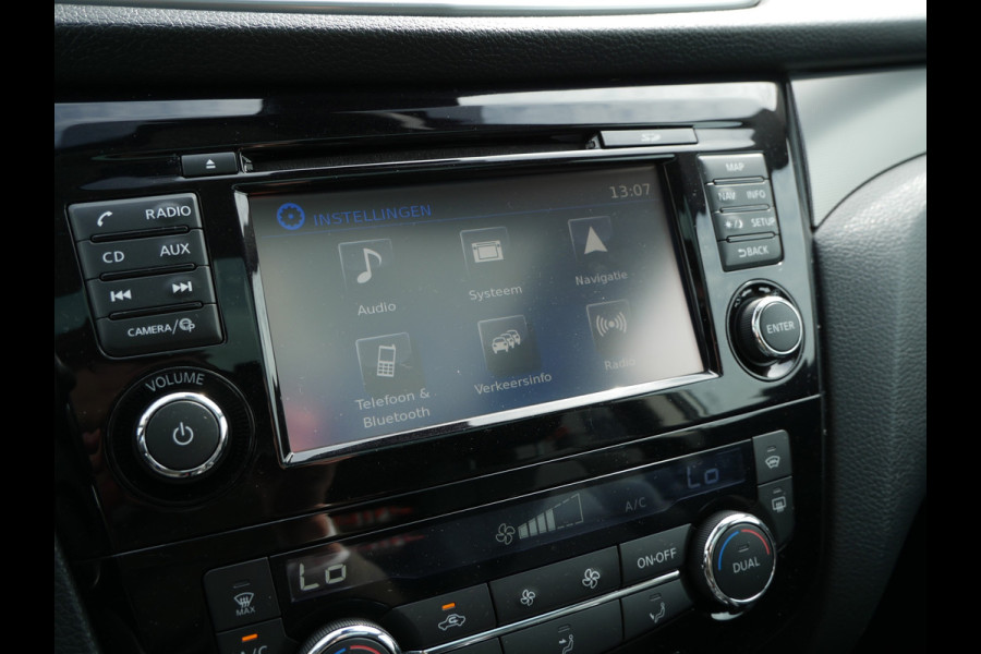 Nissan QASHQAI 1.2 DIG-T 115pk N-Connecta | Panoramadak | 18"inch | Camera |
