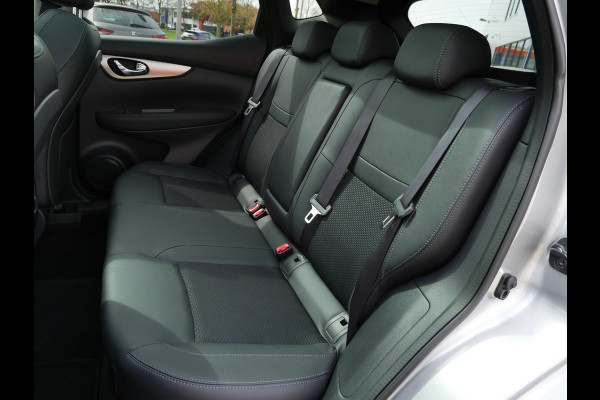 Nissan QASHQAI 1.2 DIG-T 115pk N-Connecta | Panoramadak | 18"inch | Camera |