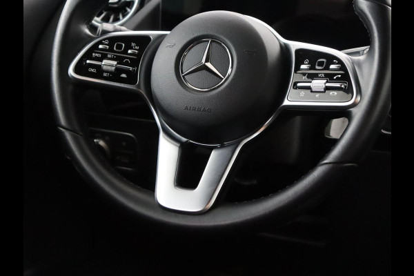 Mercedes-Benz EQA 250 Business Solution Luxury 67 kWh | SOH 95,3% | Half leder | Stoelverwarming | Adaptive cruise | Camera | Park assist | Sfeerverlichting
