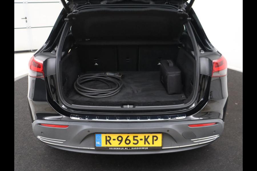 Mercedes-Benz EQA 250 Business Solution Luxury 67 kWh | SOH 95,3% | Half leder | Stoelverwarming | Adaptive cruise | Camera | Park assist | Sfeerverlichting