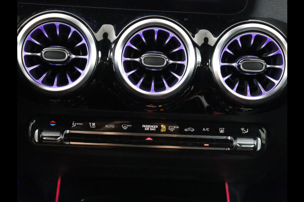 Mercedes-Benz EQA 250 Business Solution Luxury 67 kWh | SOH 95,3% | Half leder | Stoelverwarming | Adaptive cruise | Camera | Park assist | Sfeerverlichting