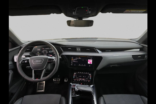 Audi SQ8 e-tron S quattro 115 kWh(1e Eig, Dealer OnderH, B&O, Luchtvering, Camera, Carplay, StoelV, Automatisch Inparkeren,Etc)