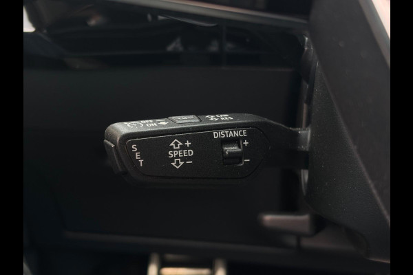 Audi SQ8 e-tron S quattro 115 kWh(1e Eig, Dealer OnderH, B&O, Luchtvering, Camera, Carplay, StoelV, Automatisch Inparkeren,Etc)