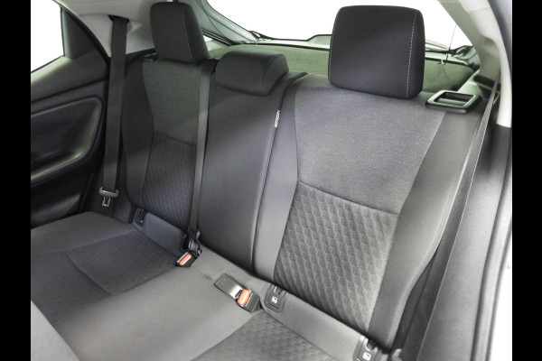 Toyota Yaris 1.5 Hybrid 115 Active NAVI-APP/CAMERA/CLIMA/BLEUTOOTH!
