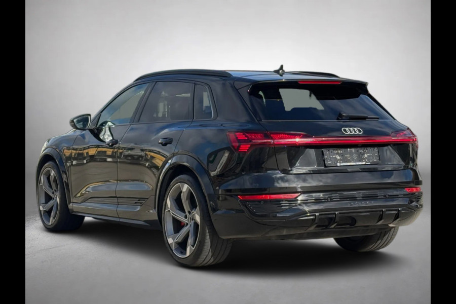 Audi SQ8 e-tron S quattro 115 kWh(1e Eig, Dealer OnderH, B&O, Luchtvering, Camera, Carplay, StoelV, Automatisch Inparkeren,Etc)