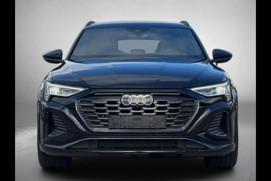 Audi SQ8 e-tron S quattro 115 kWh(1e Eig, Dealer OnderH, B&O, Luchtvering, Camera, Carplay, StoelV, Automatisch Inparkeren,Etc)