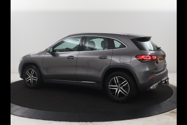 Mercedes-Benz GLA 200 Style | Half leder | Stoelverwarming | Trekhaak | Cruise control | Camera | Park assist | Carplay | Sfeerverlichting